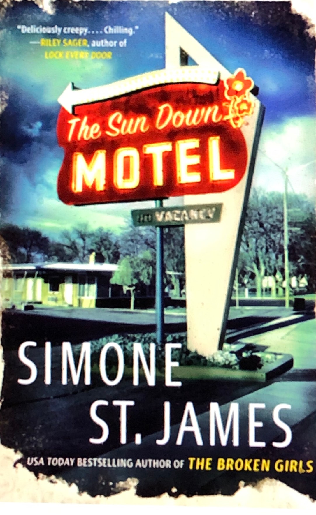 E1208195-F8C0-44E9-B2A1-0A47061C20EF_1_201_a